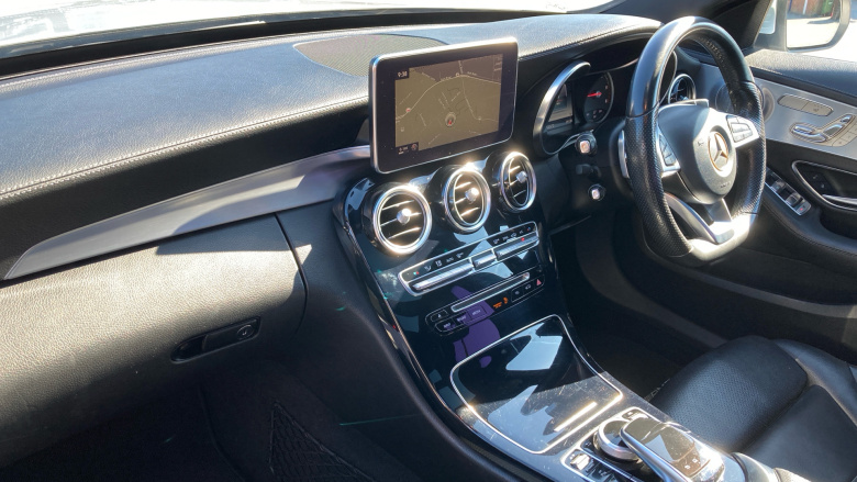 Mercedes-Benz C-Class C250d AMG Line Premium Plus 4dr Auto Diesel Saloon